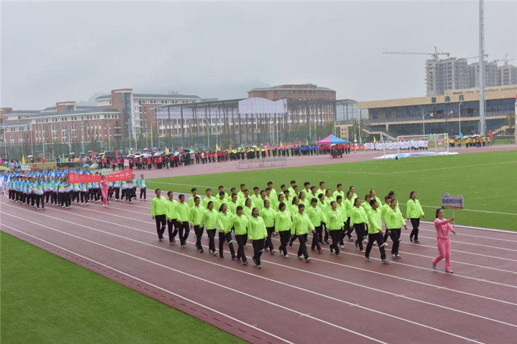 ����ҽѧԺ69����У���ﾶ�˶���